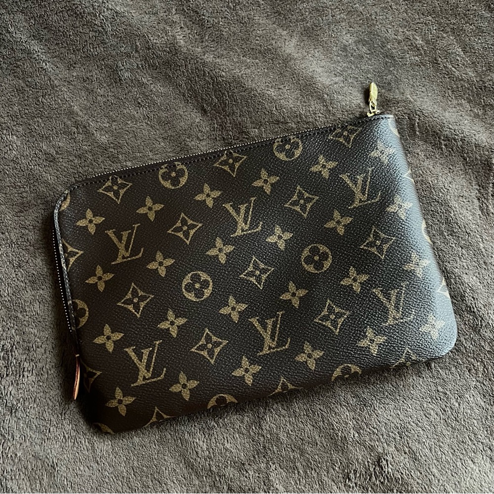 LOUIS VUITTON MONOGRAM ETUI VOYAGE PM - Picture 10 of 13